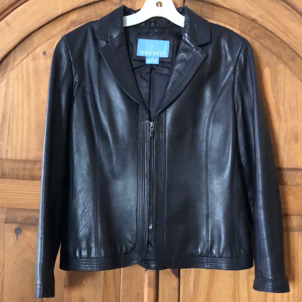 ⬇️ Nine West Buttery Soft Short Leather Jacket